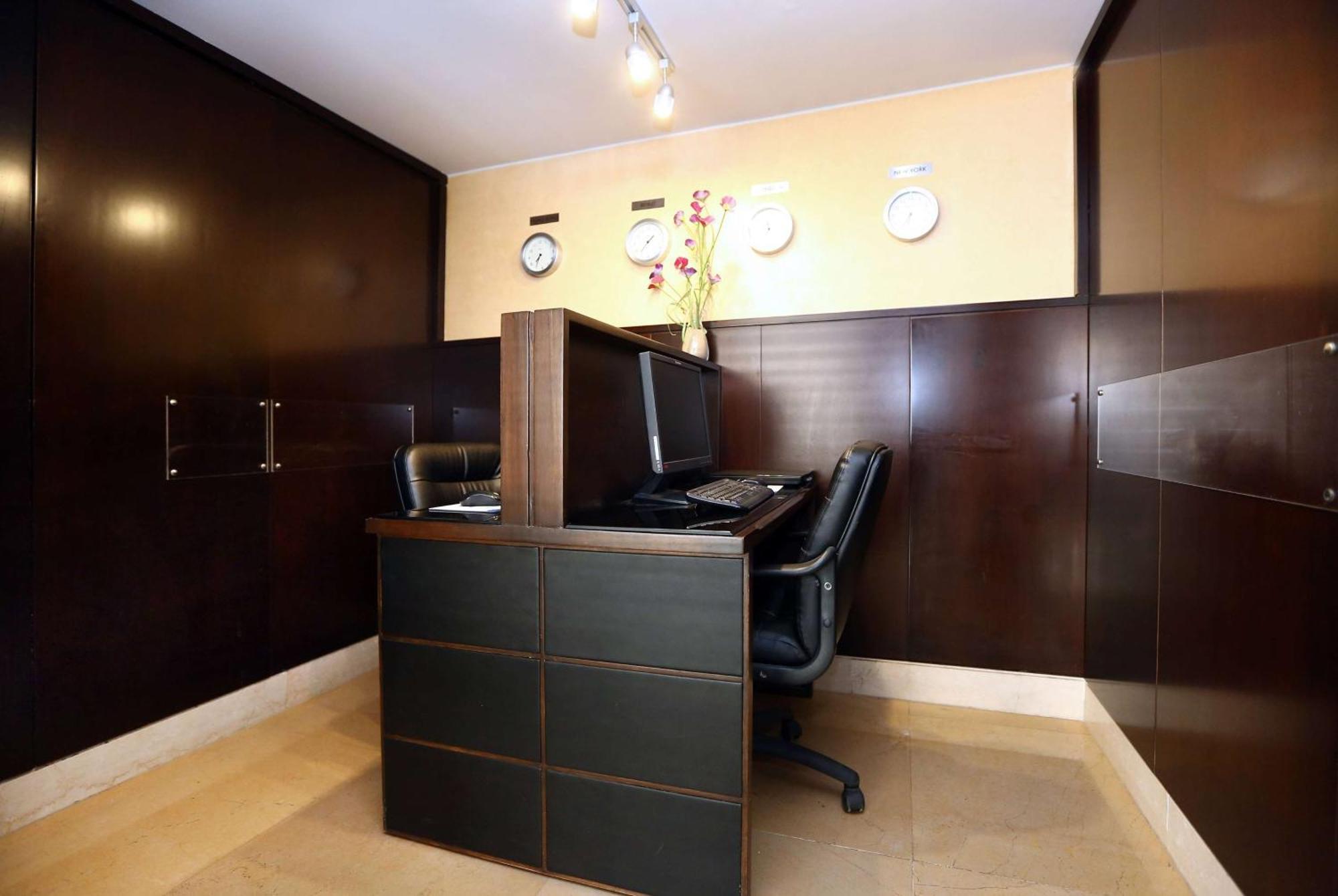 Hotel Ramada Plaza by Wyndham Beirut Raouche Zewnętrze zdjęcie
